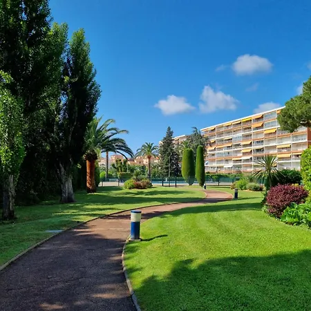 Apartment Lumineux Piscine/plages